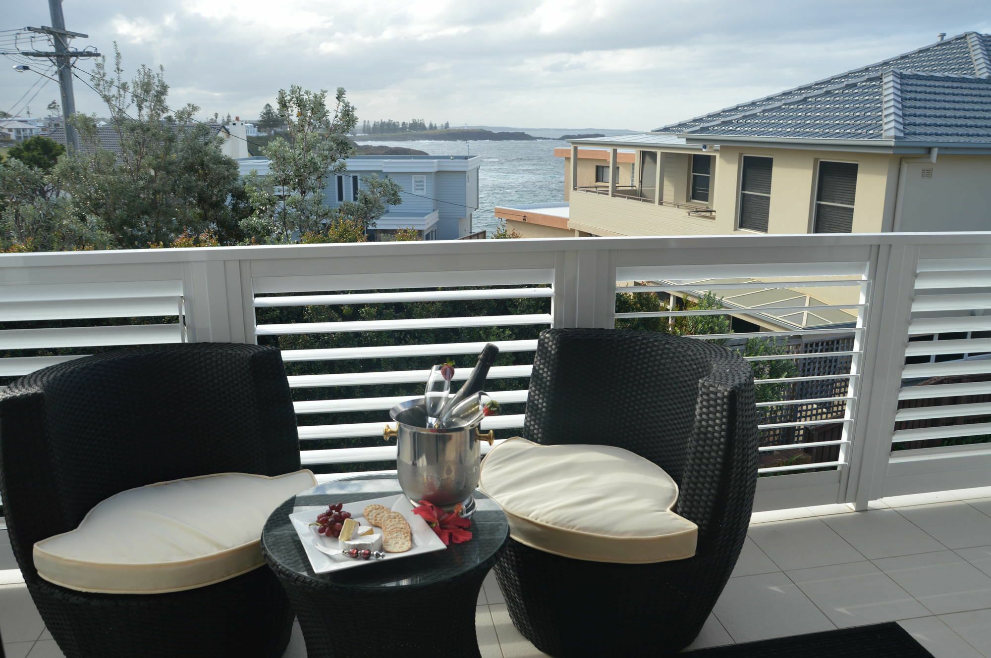 Shutters By The Sea Kiama-Sea Views-Waterfront-Private On Coastal Walk Киама Экстерьер фото